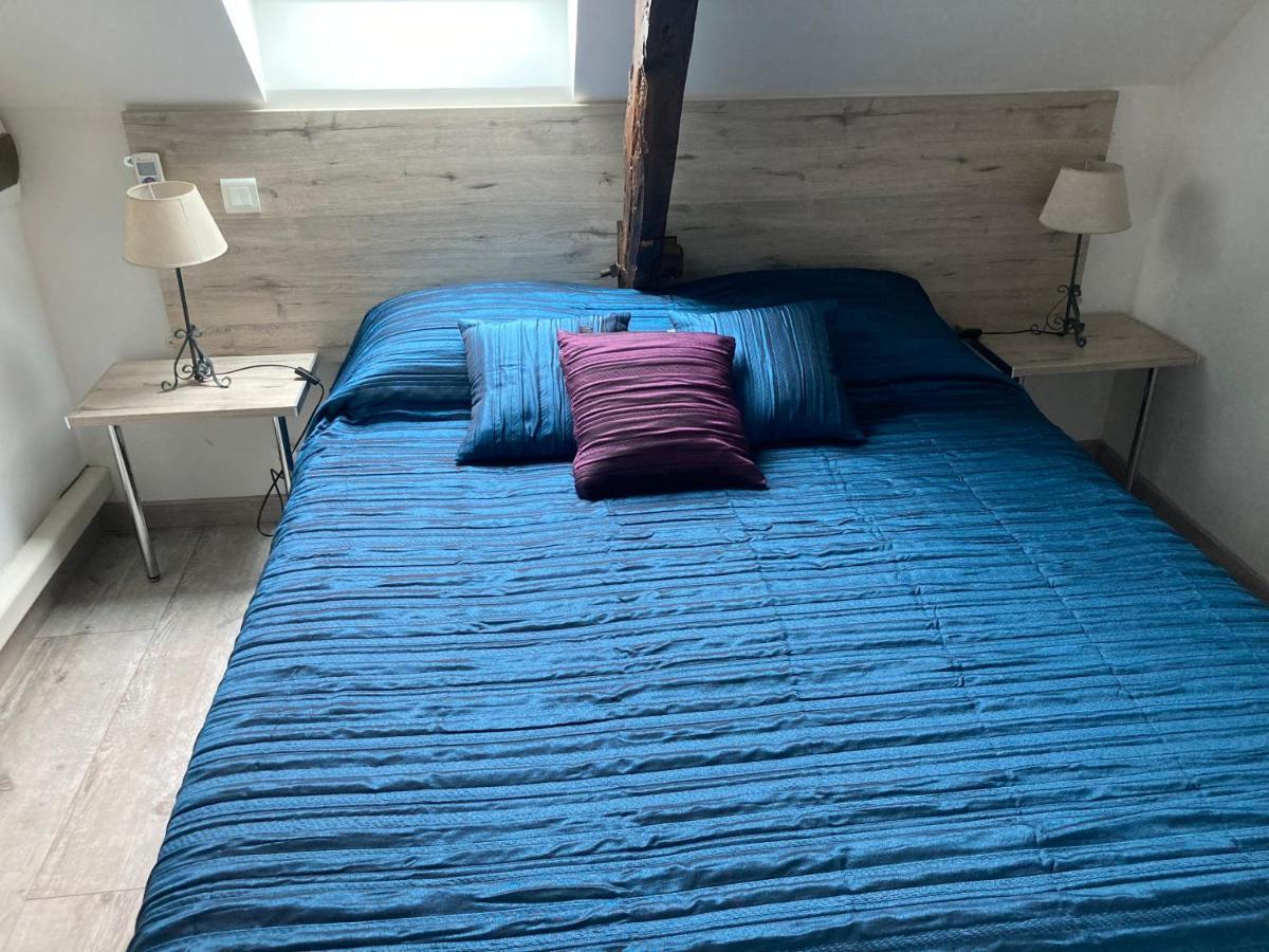 Le Jaonnet Bed & Breakfast Nabirat Bagian luar foto
