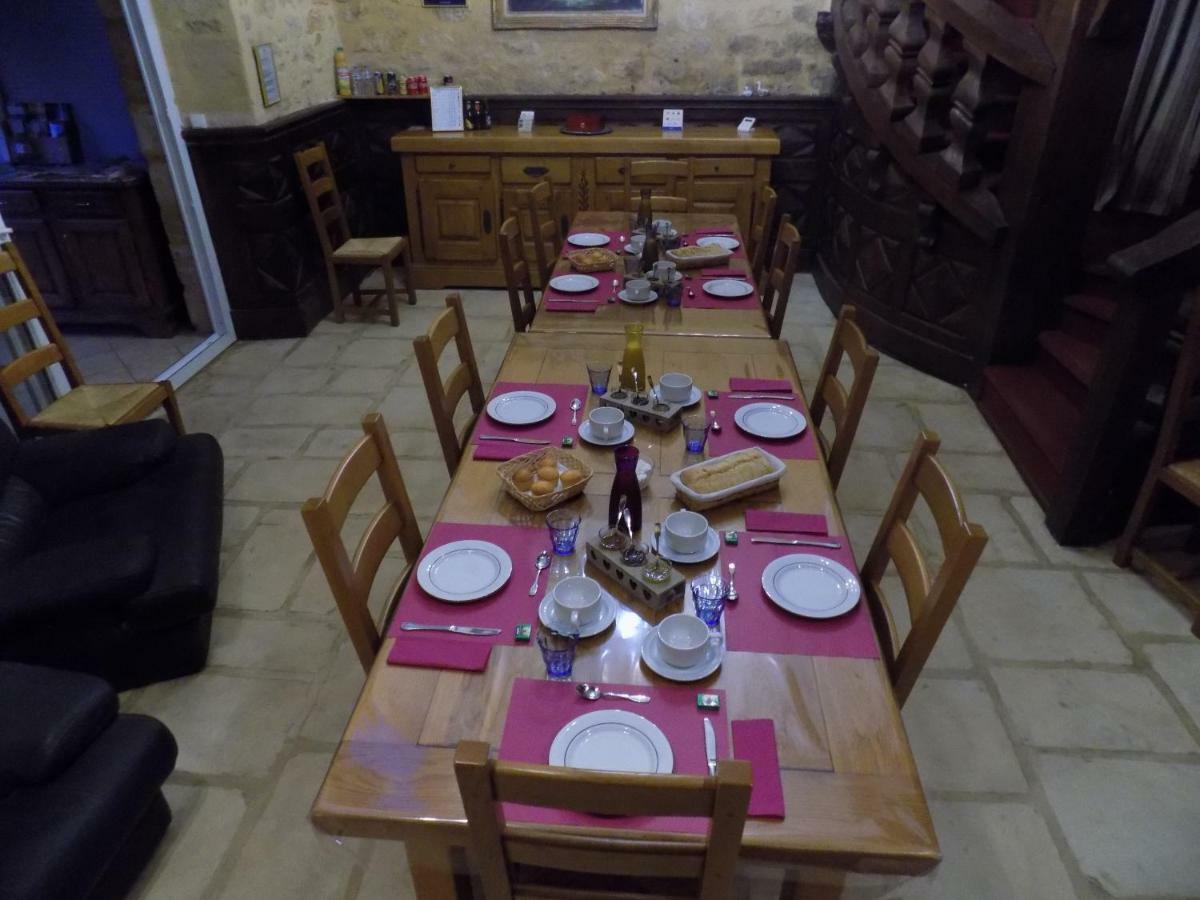 Le Jaonnet Bed & Breakfast Nabirat Bagian luar foto