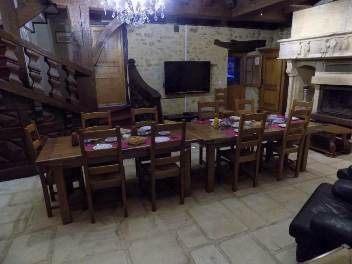 Le Jaonnet Bed & Breakfast Nabirat Bagian luar foto